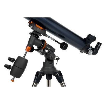 6. Celestron AstroMaster 90EQ Teleskop
