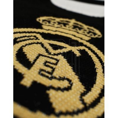 2. Real Madrid Fan-Strickschal 26. RM4BUF26