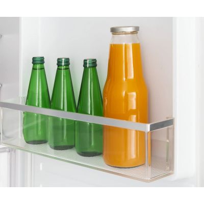 4. AMICA BK3055 Einbaukühlschrank. 6 NFM(E)