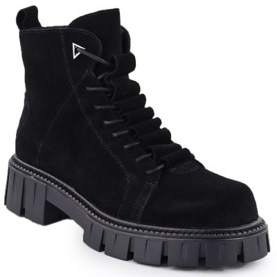 Schwarze Wildleder-Ankle-Boots für Damen aus der D&A S.Barski Premium-Kollektion JC52-884