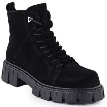 Schwarze Wildleder-Ankle-Boots für Damen aus der D&A S.Barski Premium-Kollektion JC52-884