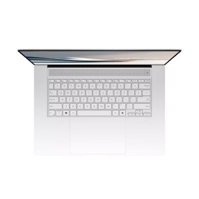 4. ASUS Zenbook S 16 UM5606GA-SR223X Ryzen AI 9 465 16,0" 3K 120 Hz 500 Nits AGLR 32 GB LPDDR5X SSD 1 TB AMD Radeon Graphics Kamera 1080p + IR 83 Wh W11 Pro Aluminium Scandinavian White