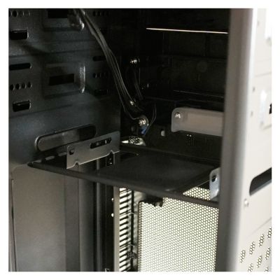 20. LC-Power LC-7041B-ON Computersicherungen & -halterungen Midi Tower Schwarz