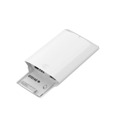 9. Teltonika OTD140 Gigabit-Ethernet-Router Weiß