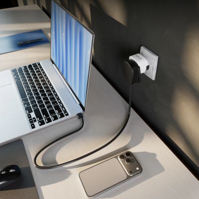 10. SBS CH Reiseadapter – Universal – Weiß