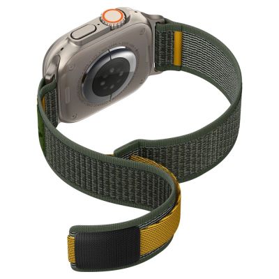 8. Spigen Athlex Air Strap für Apple Watch 44 / 45 / 46 / 49 mm - Grün