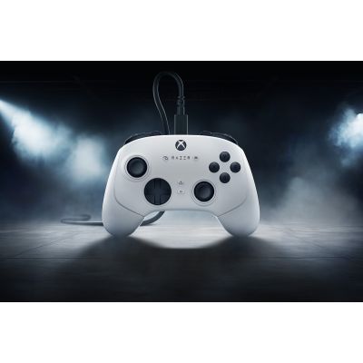 4. Gamecontroller für Xbox Series X/S und PC