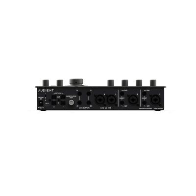 4. Audient iD44 MKII – 20x24 USB-Audio-Interface