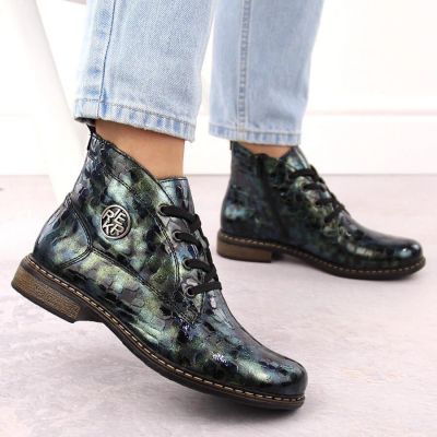 44. Damen-Lackstiefeletten in grüner Kroko-Optik Rieker 71205-90