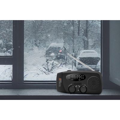 6. Solar-Radio Technaxx TX-238