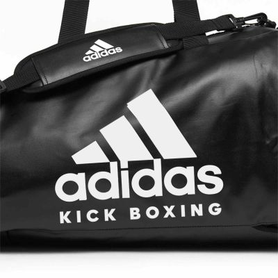 6. Adidas KICKBOXING PU 2-in-1 Sporttasche - 65l