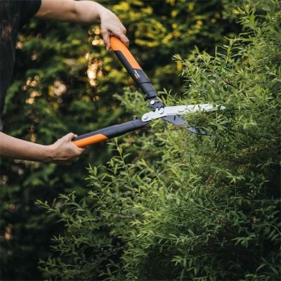 3. Fiskars PowerGear X HSX92 Schwarz, Orange