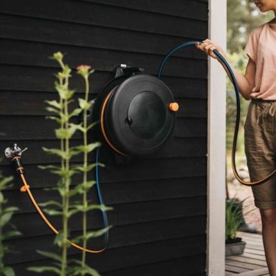 2. FISKARS Schlauchtrommel massiv L 1/2" 30m Wasserrad