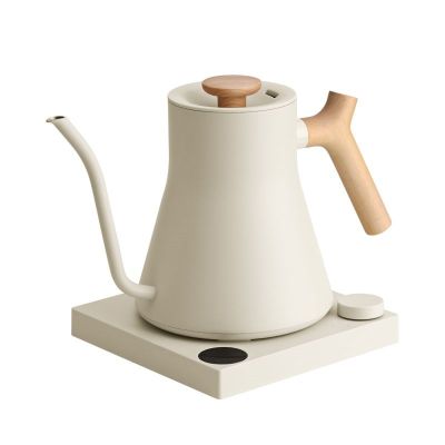 4. Fellow Stagg EKG PRO 900ml Sesambeige Wasserkocher mit Holzgriff