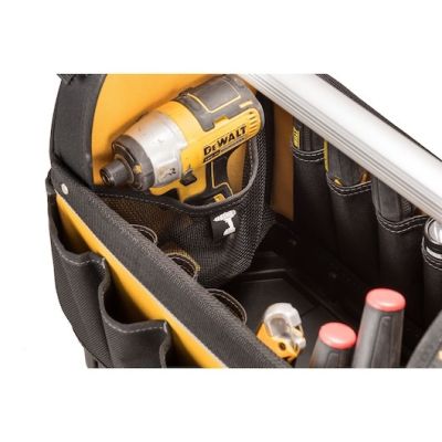 3. DeWALT DWST82990-1 Werkzeugtasche mit Soft-Open-Funktion