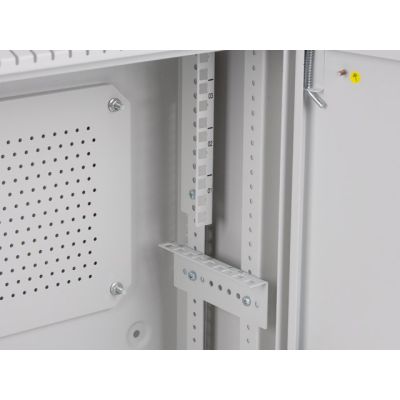 4. Lanberg Rack-Schrank, Wandmontage, 19" 4U+3U, 540x200, flaches Profil, grau (montiert)
