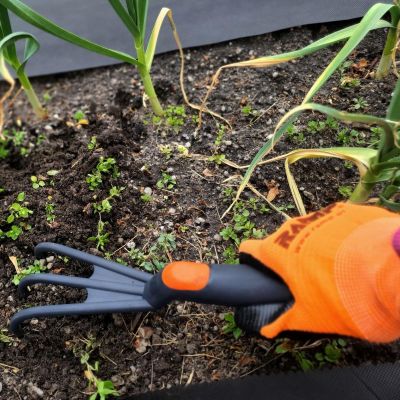 4. KRALLEN-GARTENKULTIVATOR