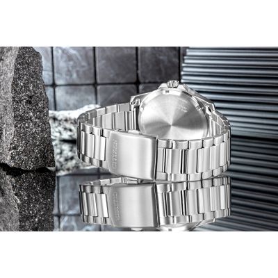 7. CITIZEN Marine Sporty Eco-Drive Herrenuhr AW1816-89E + Box