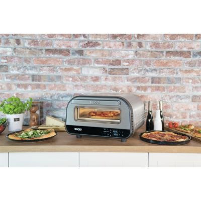 8. Unold 68816 1700W Silberner Pizzaofen