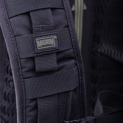 5. Magnum Urbantask Cordura 25 Rucksack 92800538534