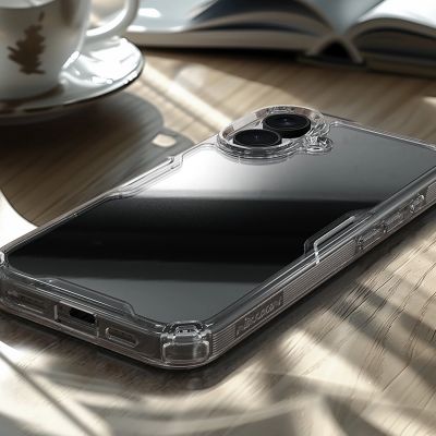 10. Nillkin Nature Pro Case für iPhone 16 – transparent und weiß
