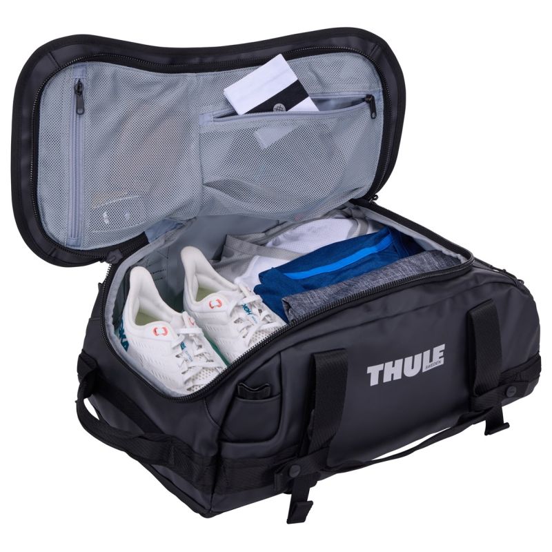 11. Thule Chasm TDSD301 Schwarze Sporttasche 30L Polyester Schwarz