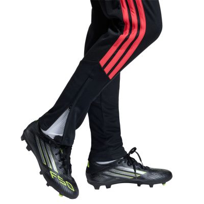 13. adidas Tiro 26 League Slim Kinderhose schwarz und rot JY7115