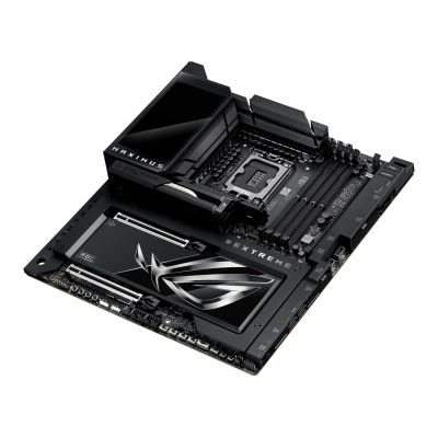 25. ASUS ROG MAXIMUS Z890 EXTREME Mainboard