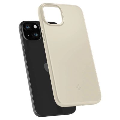 16. Spigen Thin Fit Hülle für iPhone 15 Plus – Beige