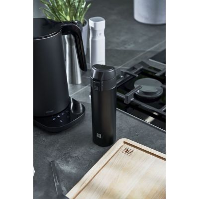 11. Thermobecher ZWILLING Thermo 450 ml schwarz