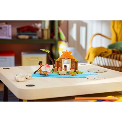 12. LEGO Disney 43282 – Landhaus und Boot