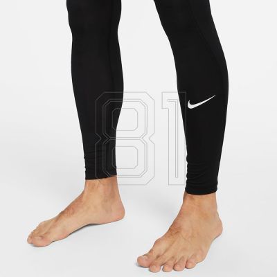 6. Nike Pro M FB7952-010 thermal pants