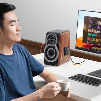 19. Ugreen AV116 10583 Audio-Miniklinkenkabel 3,5 mm (männlich) / 2RCA (männlich) 1,5 m – schwarz