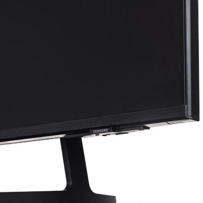 9. Samsung QE43Q7F2A QLED 43'' 4K Ultra HD Tizen Q-Symphony DVB-T2 Schwarzer Fernseher (Modell 2025)