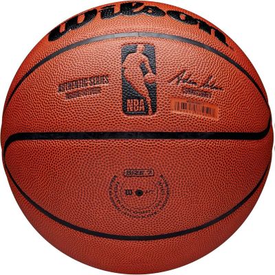 14. WILSON AUTHENTIC Indoor- und Outdoor-Basketball Größe 7