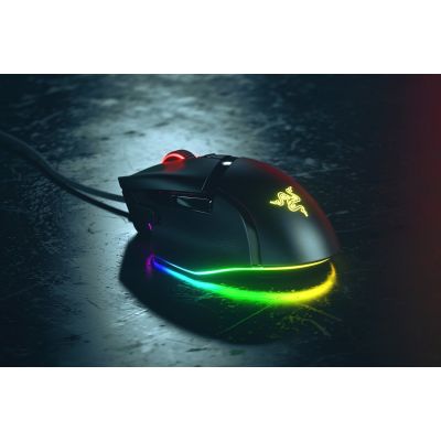 8. Razer Basilisk V3 Maus