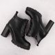 20. Damen-Stiefeletten mit Blockabsatz, schwarz M.Daszyński SA218-8