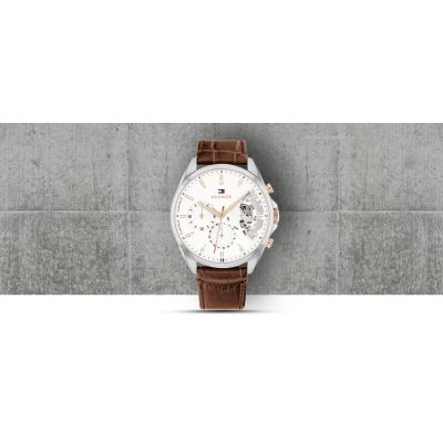 4. Tommy Hilfiger Baker 1710450 Herrenuhr + Box