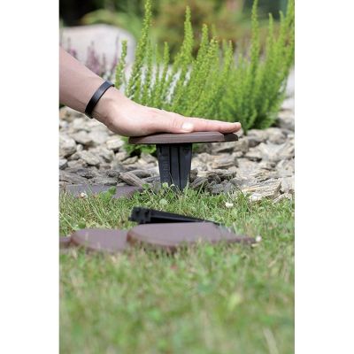 4. Gartenpalisadenrand, flacher Würfel, 3,8 m, braun