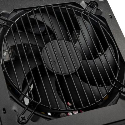 3. Kolink Regulator 80 PLUS Gold Netzteil, ATX 3.0, PCIe 5.0, modular - 750 W
