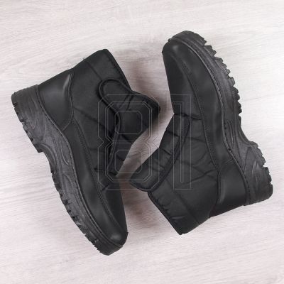 7. Velcro insulated snow boots NEWS W EVE380