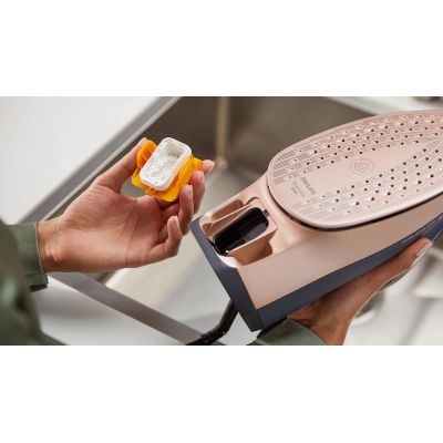 29. PHILIPS DST 8050/20 Bügeleisen