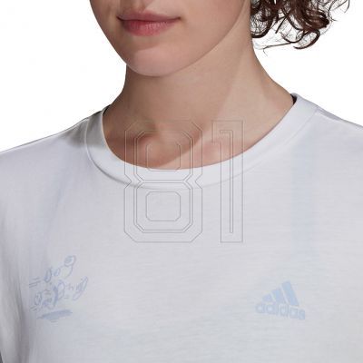 5. adidas Signature Tee W GV1345