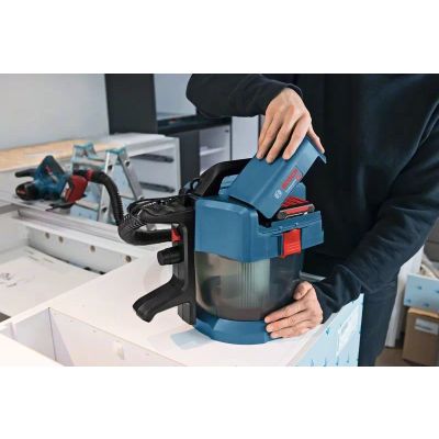 3. Bosch GAS 18V-10L Professional Schwarz, Blau