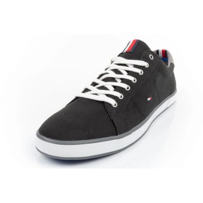 10. Tommy Hilfiger Sneakers M FM0FM00596990