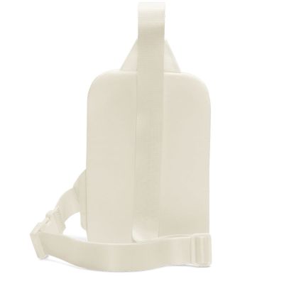 4. Nike Aura EQ Kleine Tasche HF7038-133