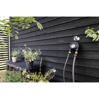 6. Fiskars 1054792 Schwarzer elektronischer Bewässerungscontroller