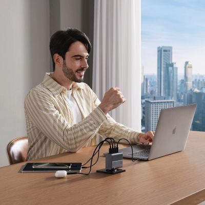 16. Cuktech AD1404UEU 140W GaN 3x USB-C + USB-A Wandladegerät mit USB-C-Kabel – Grau