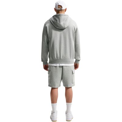 6. Nike Club Herrenshorts Grau FN3525 063