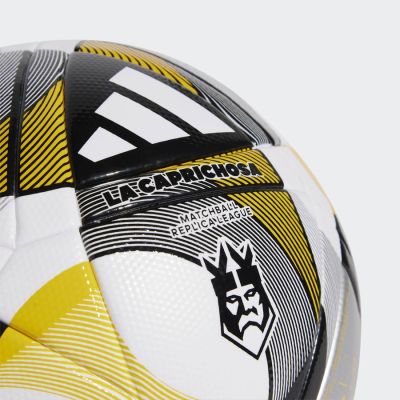3. adidas Kings League LGE JI8974 Ball